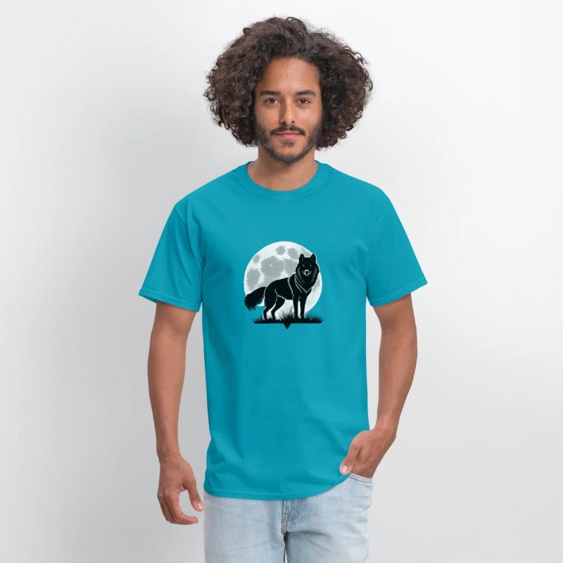Wolf howling at the moon graphic t-shirt