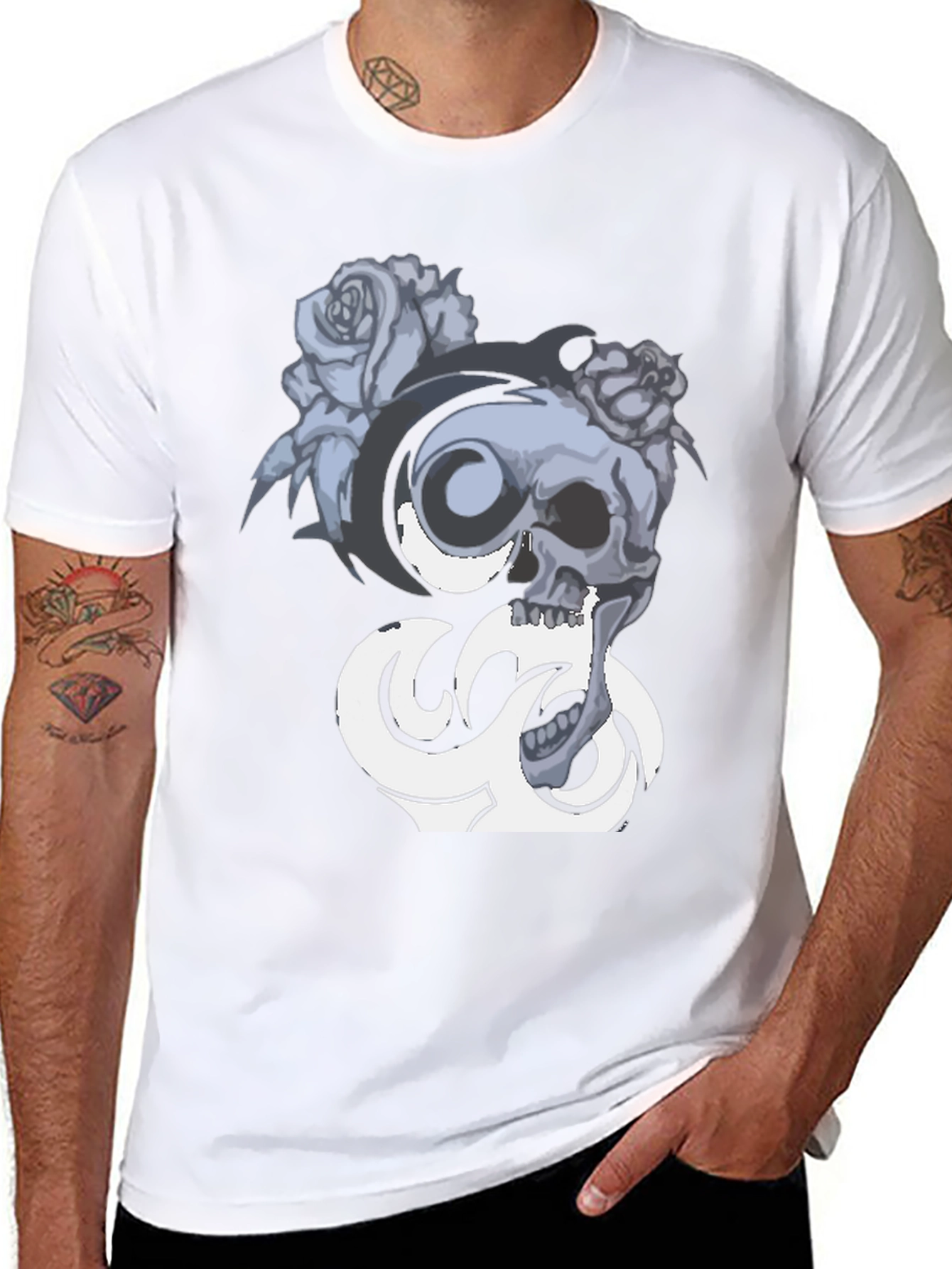 Skull & Roses Graphic Tee - Black