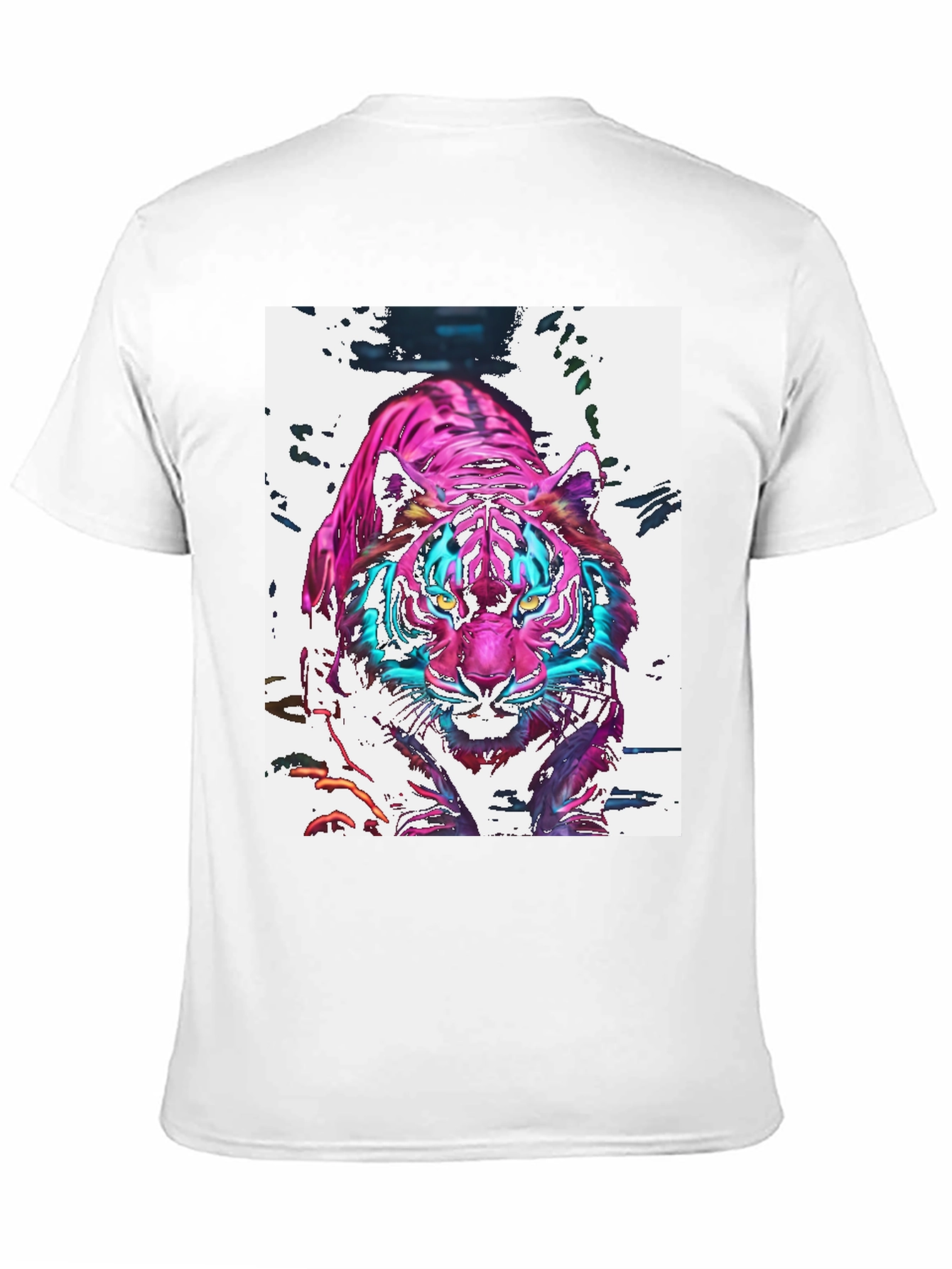 Vibrant Tiger Graphic Tee - Stylish Mens T-Shirt