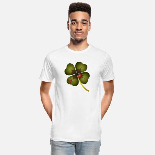 A four-leaf clover with two ladybugs