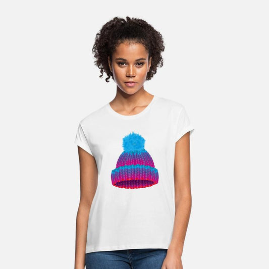 colored hat in a knitted look with a large bobble
