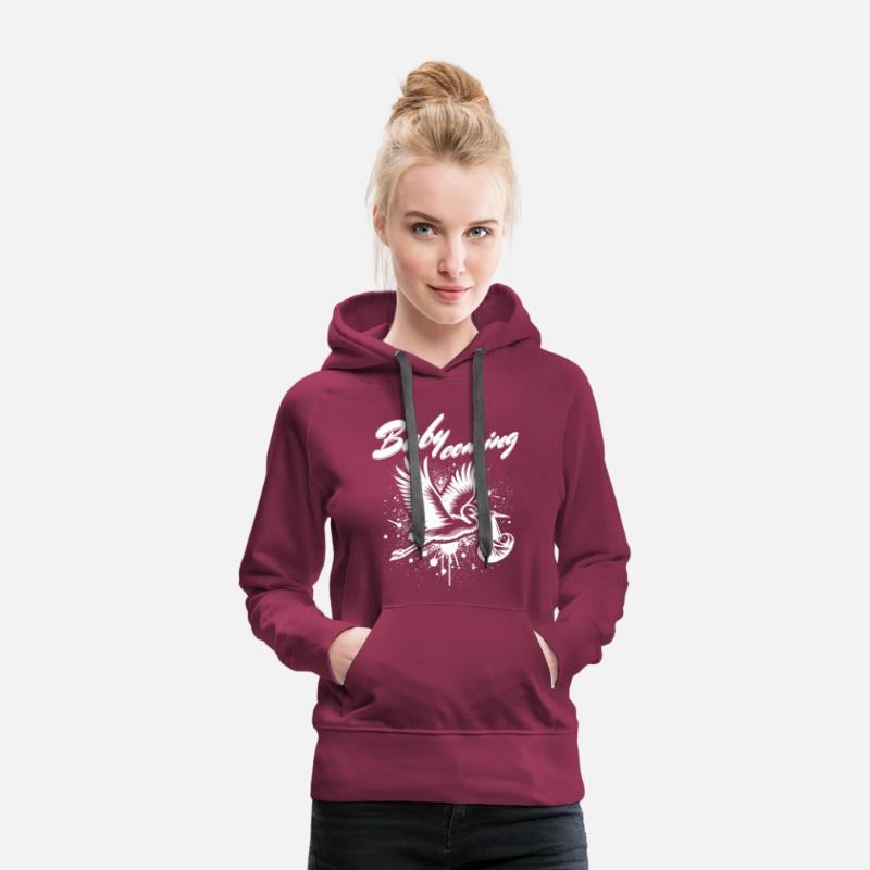 Expectant Mother Stork Brings The Beautiful News