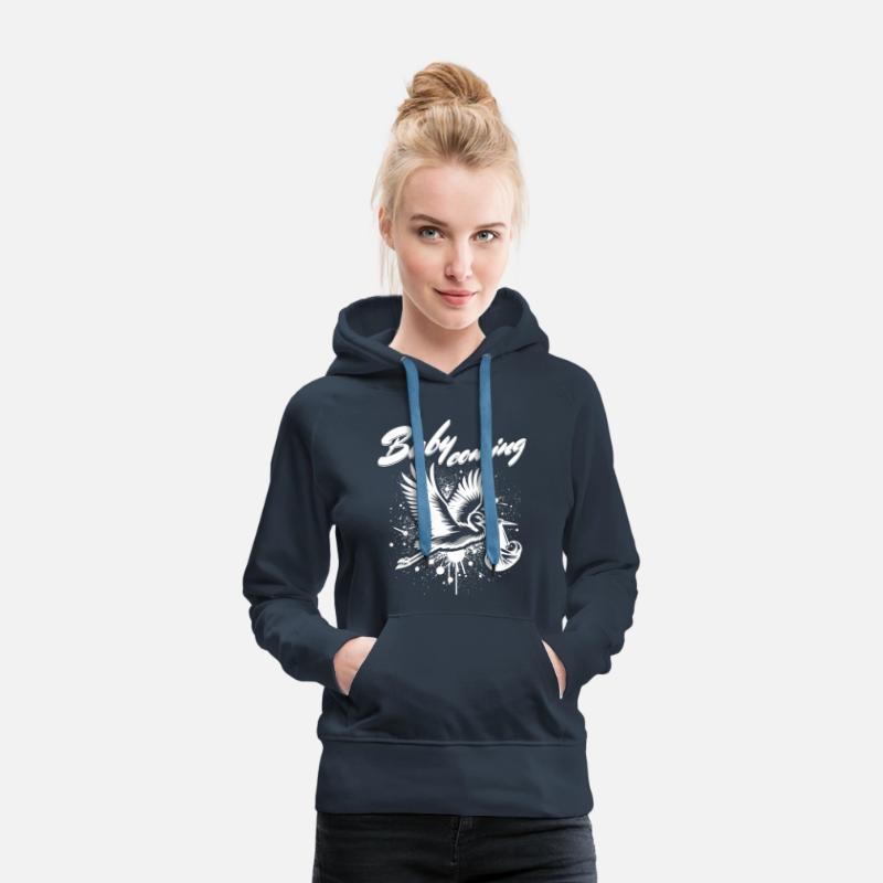 Expectant Mother Stork Brings The Beautiful News