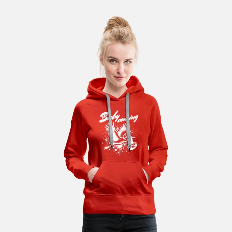 Expectant Mother Stork Brings The Beautiful News