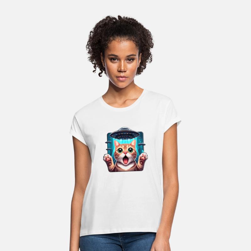 Funny Scared Cat With UFO Alien Attack 3D Effect