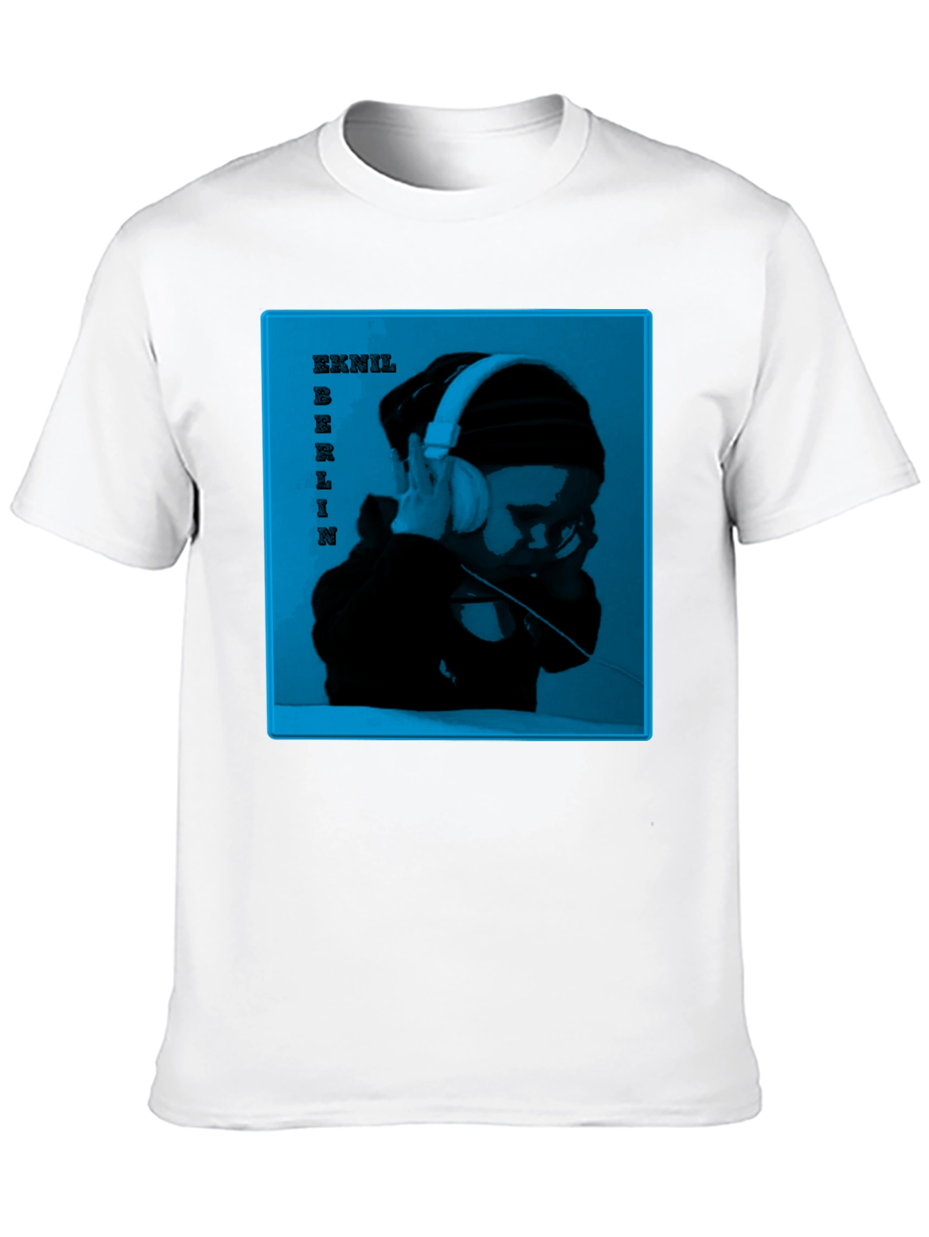 EKnil Berlin Graphic Tee - Black