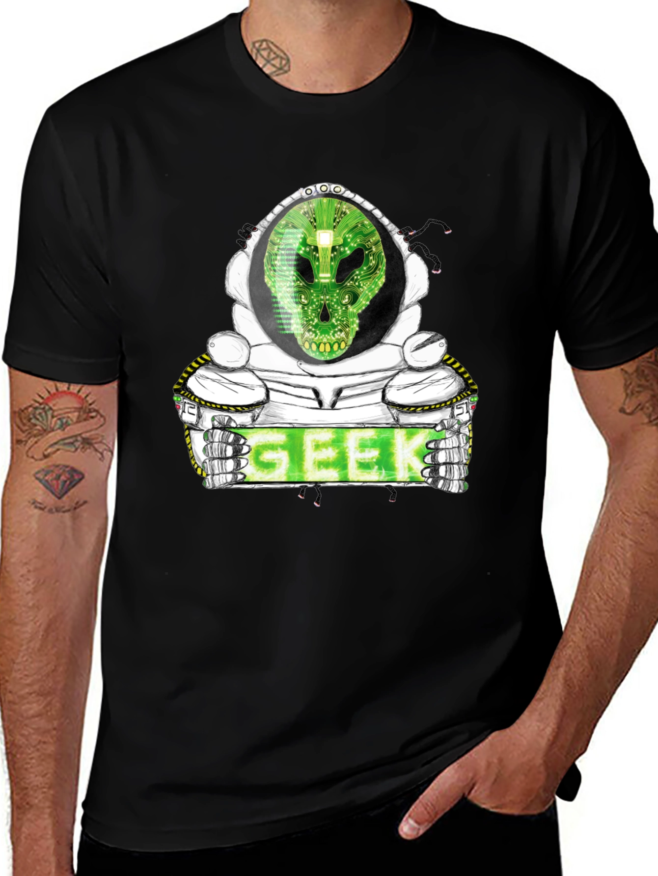 Geek Alien Graphic T-Shirt