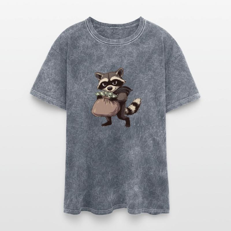 Sneaky Raccoon Heist