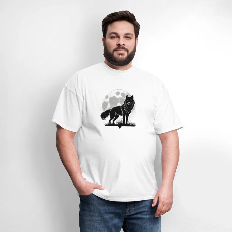 Wolf howling at the moon graphic t-shirt
